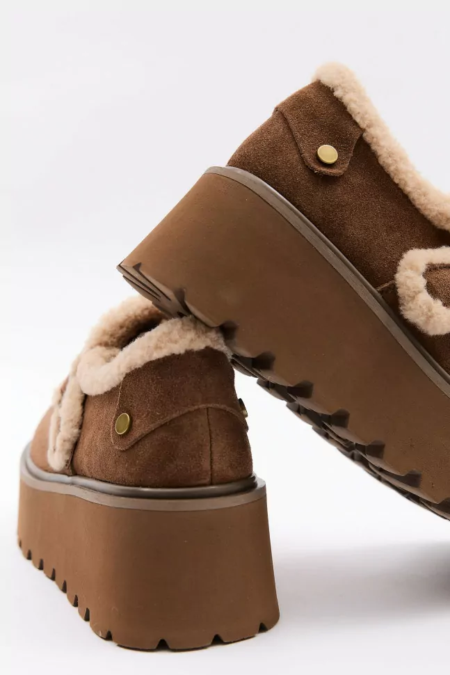 Свитер и угги: выбираем модные сочетания для холодов фото 2