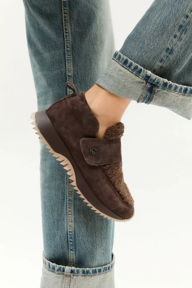 Кросівки жіночі замшеві Lonza 205458 – стиль та комфорт у демісезон