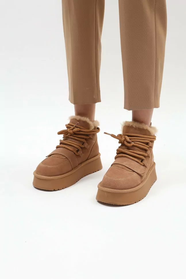 Свитер и угги: выбираем модные сочетания для холодов фото 3