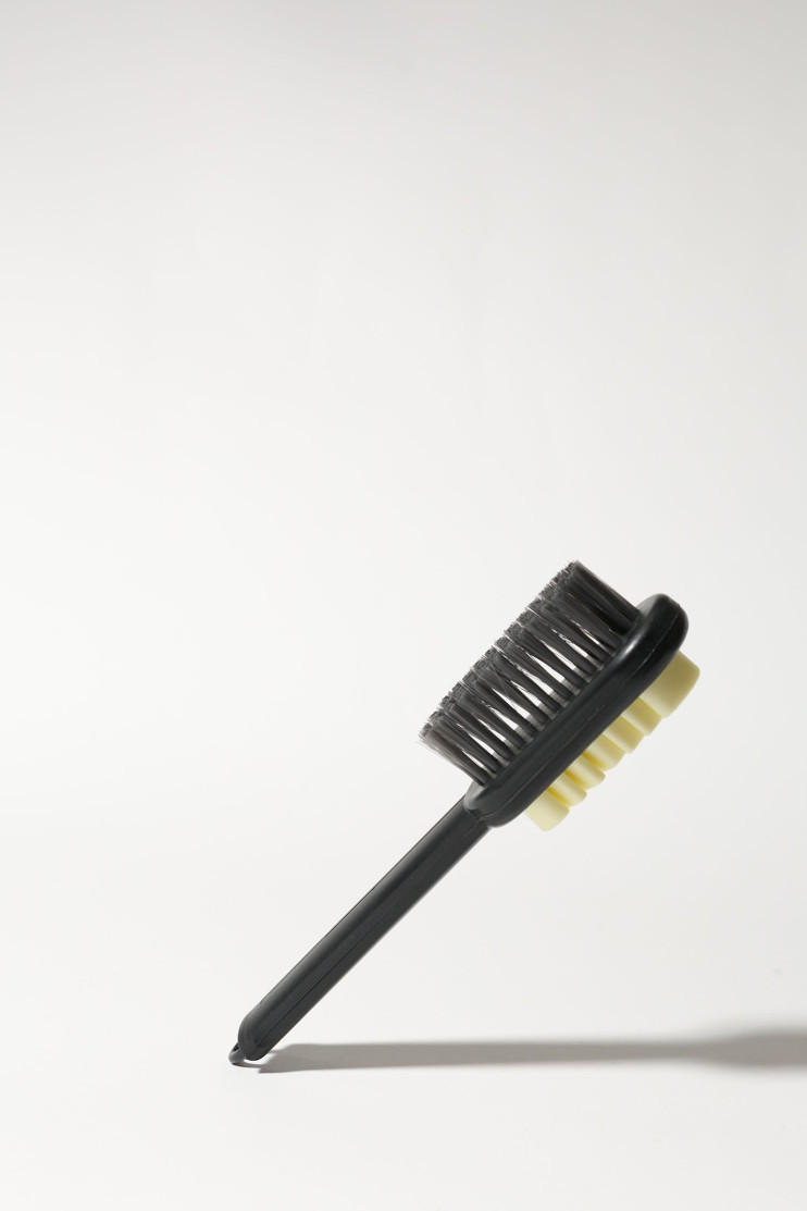 Щітка для замші та нубуку гума + нейлон подвійна 188294 - Вид 3 - інтернет магазин sandalini.ua