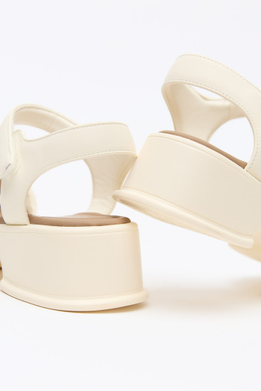 Босоніжки Lonza 207438