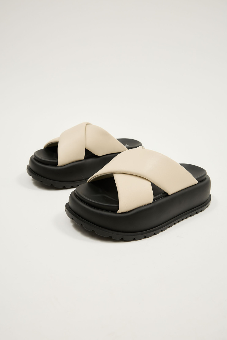 Шлепанцы Lonza 186770 - Вид 9 - интернет магазин sandalini.ua