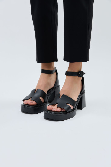 Босоніжки Lonza 196059