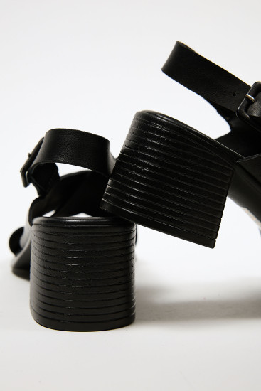 Босоніжки Lonza 214261