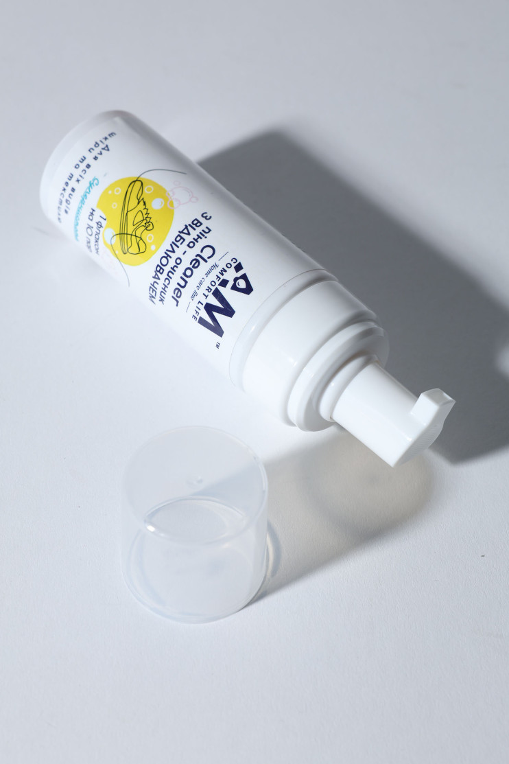 Піна-очисник для білого взуття та підошв Comfort Life AM 150мл 155178 - Вид 4 - інтернет магазин sandalini.ua